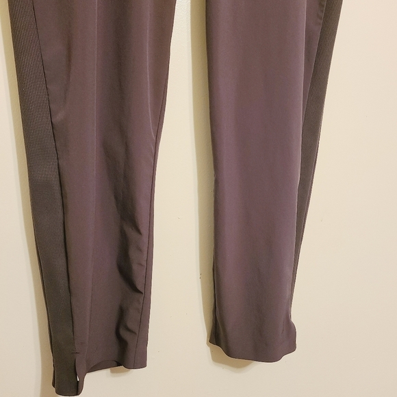 Athleta | Women's Gray/ Purple Athletic Brooklyn Mid Rise Ankle Pants (Size 16T) - Picture 11 of 16